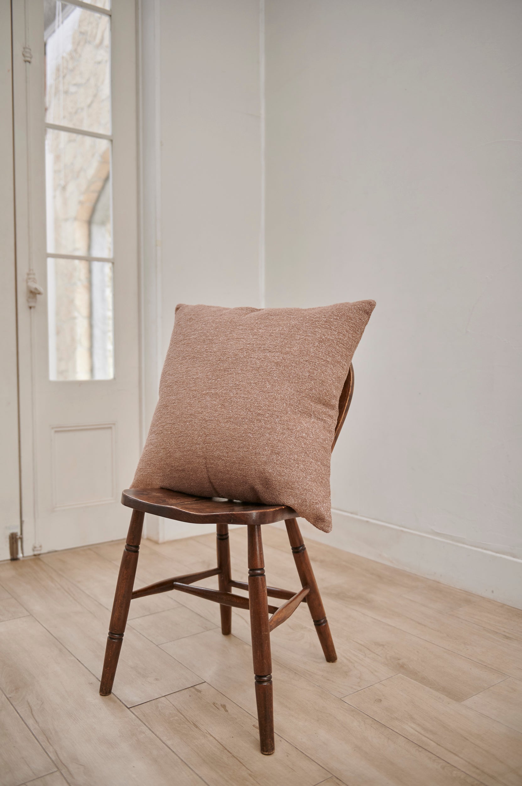 【Living Objects & Furnitures】 クッションカバー Charles Pink Beige |  (60x60cm)