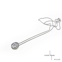 【Maa Bijoux】アクセサリー | 小さなシルバーのネックレス、木の丸いデザインのペンダント
